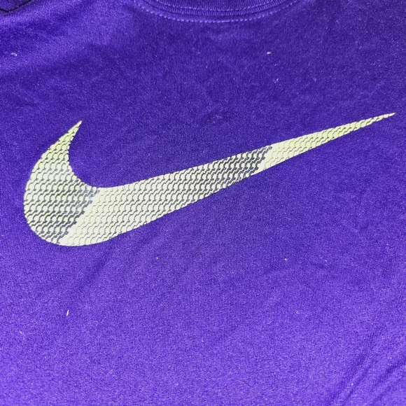 Nike dri fit tshirt - Picture 2 of 3
